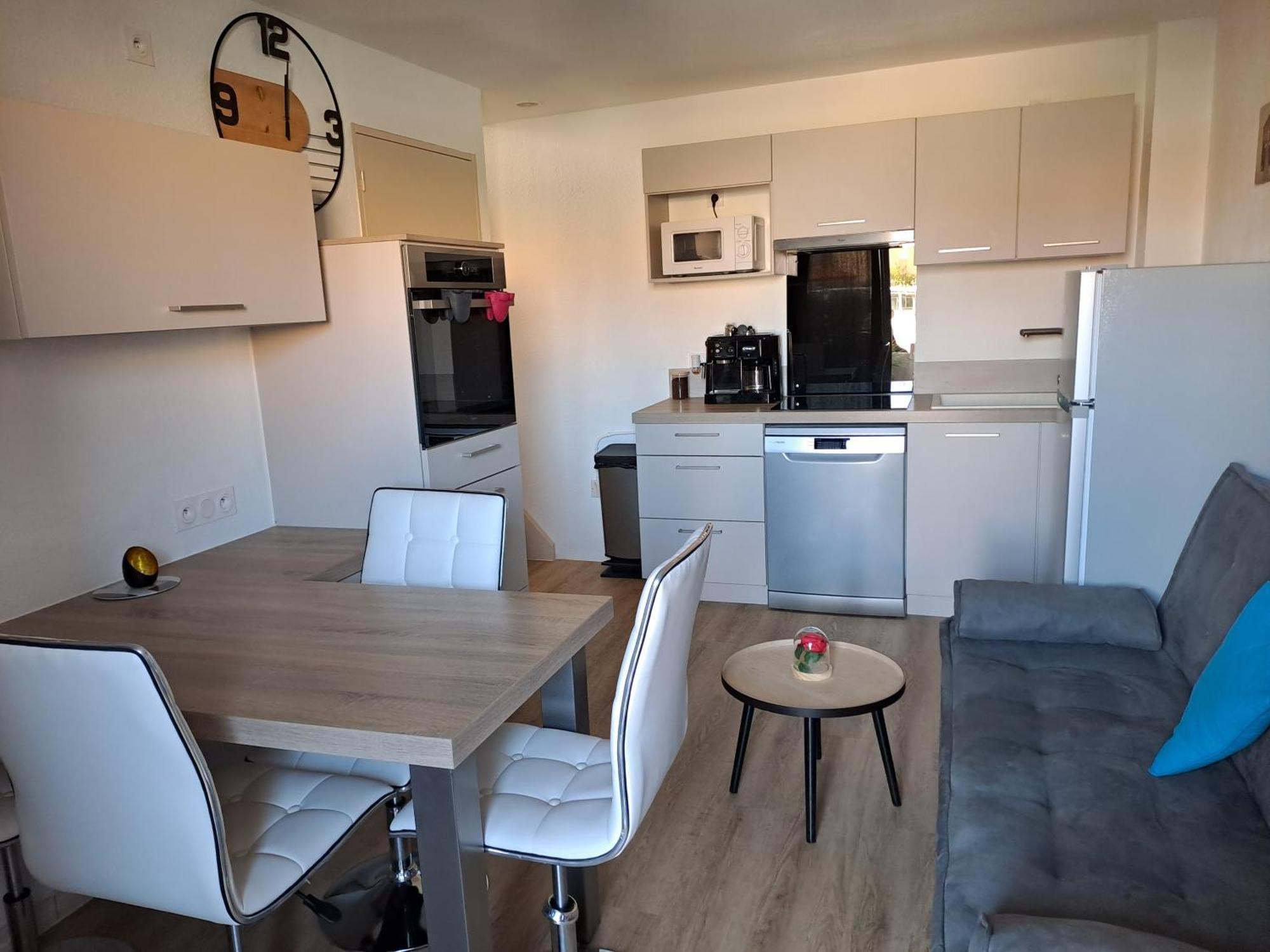 Maison Avec Spa En Front De Mer 르발카레스 외부 사진