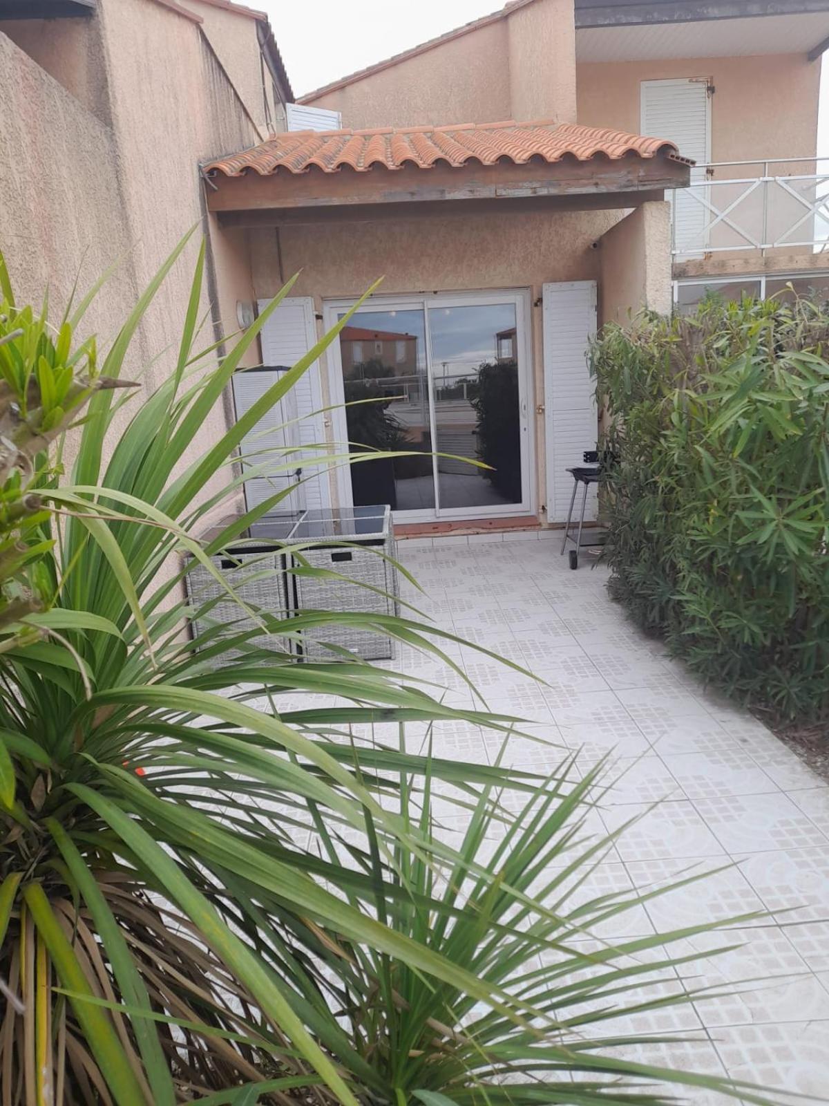 Maison Avec Spa En Front De Mer 르발카레스 외부 사진